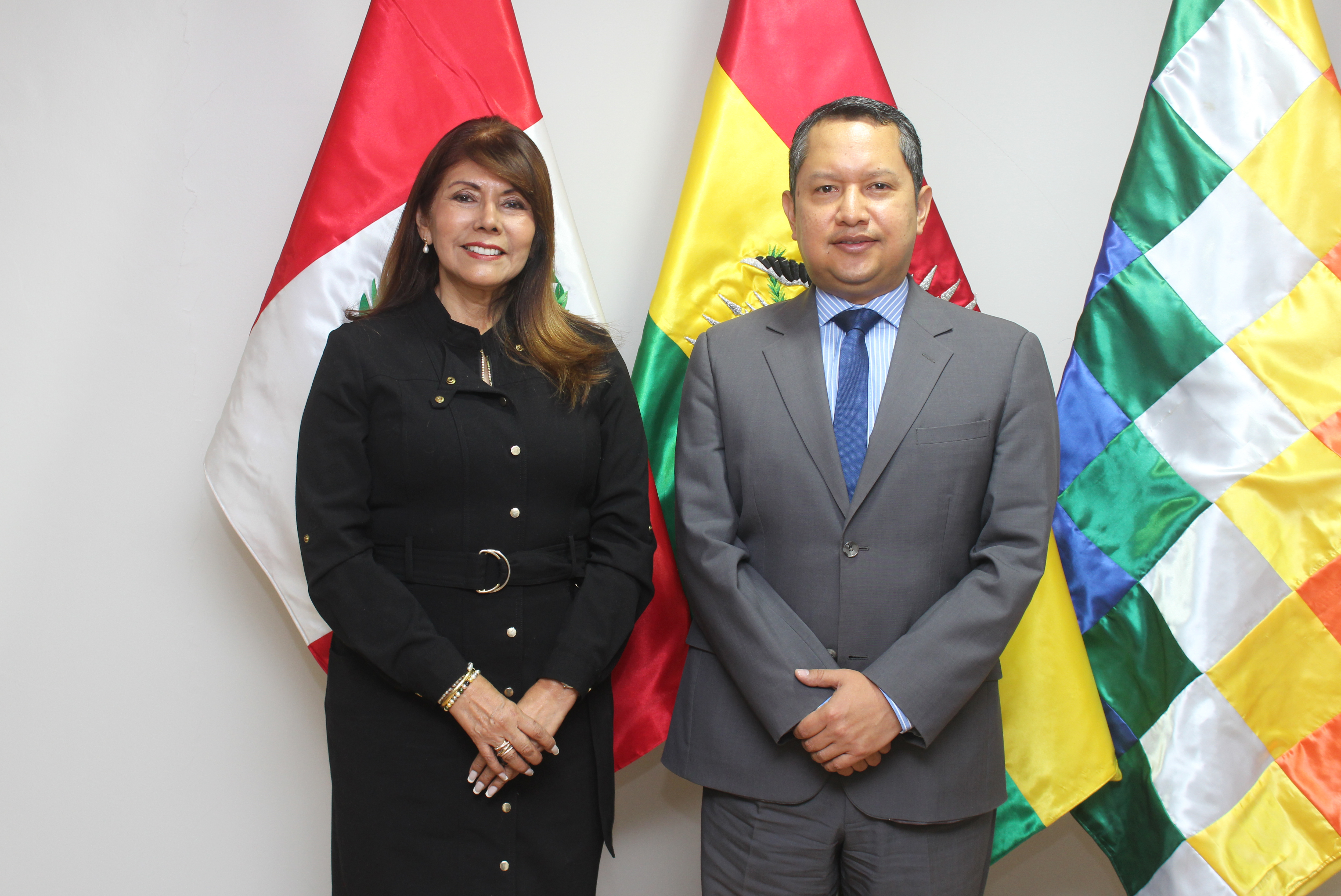 Encargado de Negocios a.i. con la directora de PROMPERÚ en Bolivia