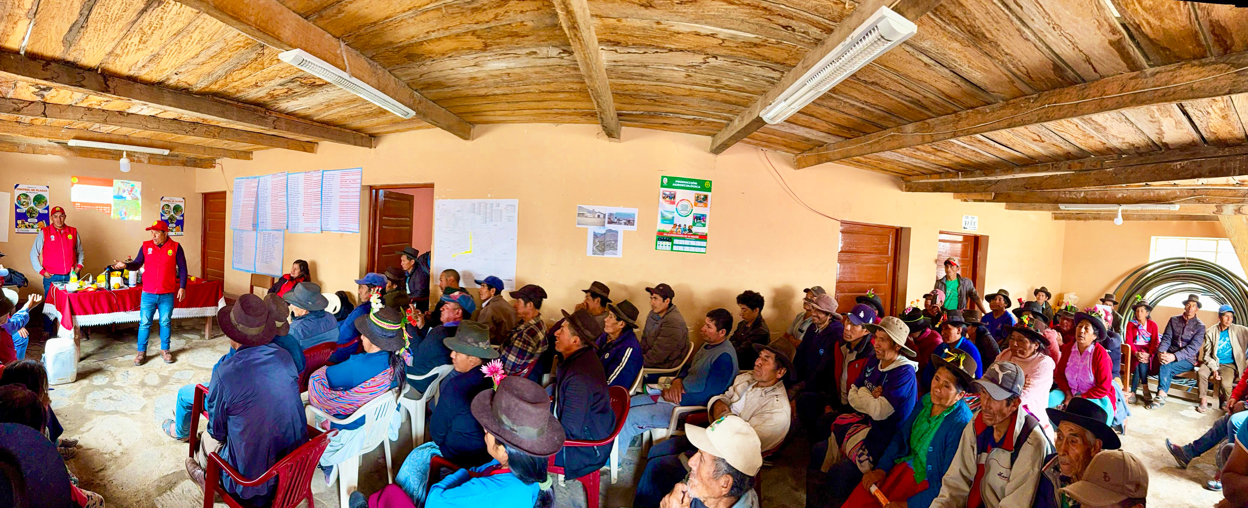 DRA Ayacucho y productores de 6 provincias unen esfuerzos contra la mosca de la fruta