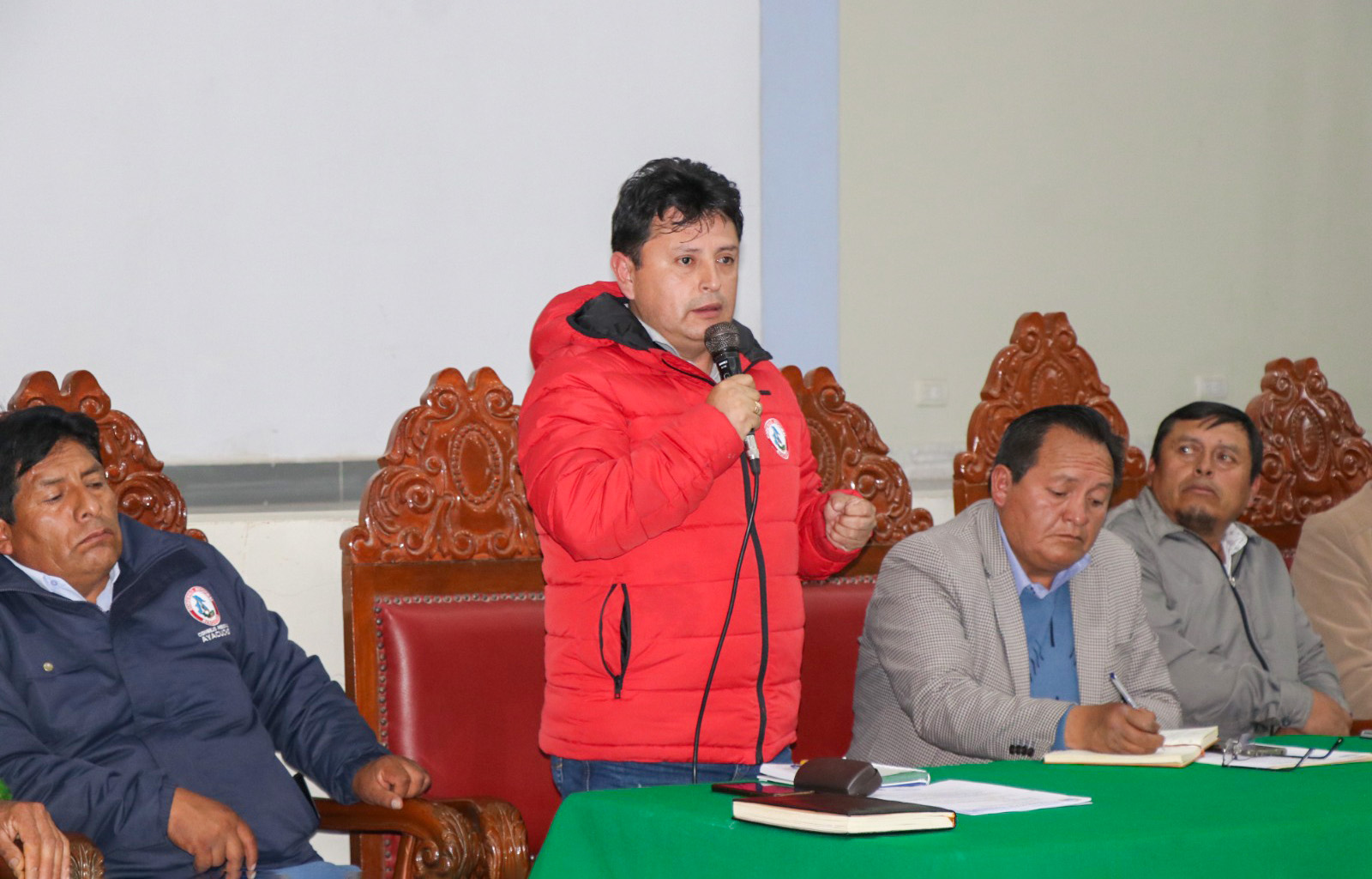 DRA Ayacucho lidera reunión multisectorial para el desarrollo agropecuario de Parinacochas