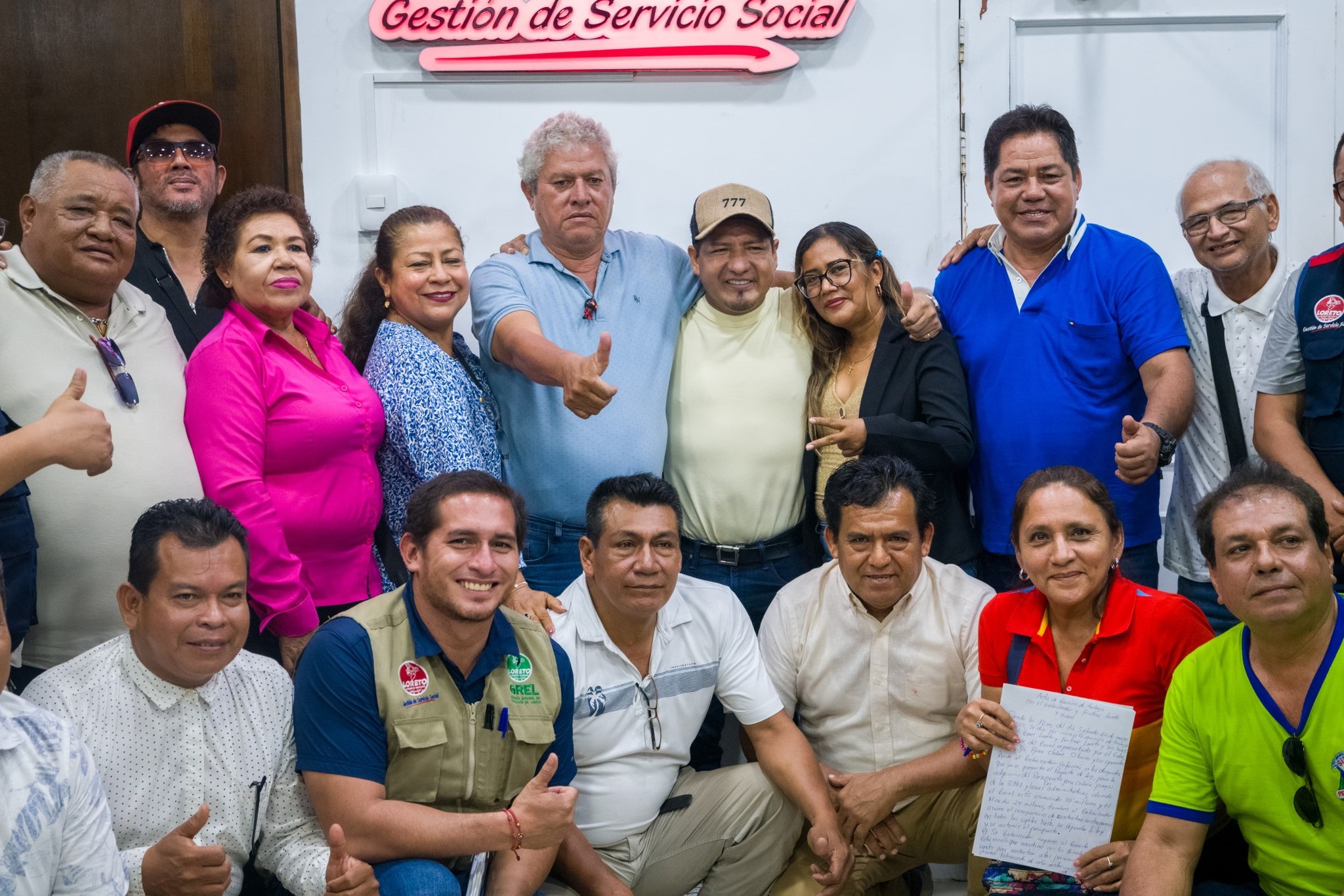 Gobernador Dr. René Chávez impulsa la creación de plazas administrativas en educación