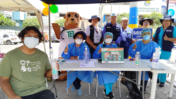 Exitosa campaña de salud respiratoria en Villa El Salvador con motivo del Día Mundial de la Lucha contra la Tuberculosis