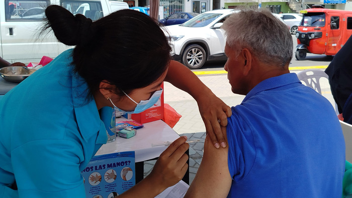 Exitosa campaña de salud respiratoria en Villa El Salvador con motivo del Día Mundial de la Lucha contra la Tuberculosis
