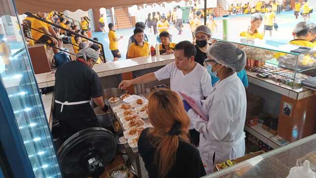 Municipalidad Provincial de Huaral realiza operativo de control sanitario en quioscos y cafetines escolares