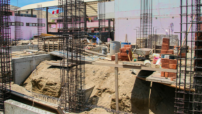 Avance de obra del mejoramiento de la infraestructura de la I.E. Santa Rosa Del A.H. Santo Domingo