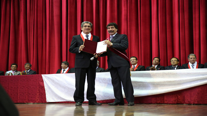 Municipalidad de Arequipa distingue a magistrados del TC
