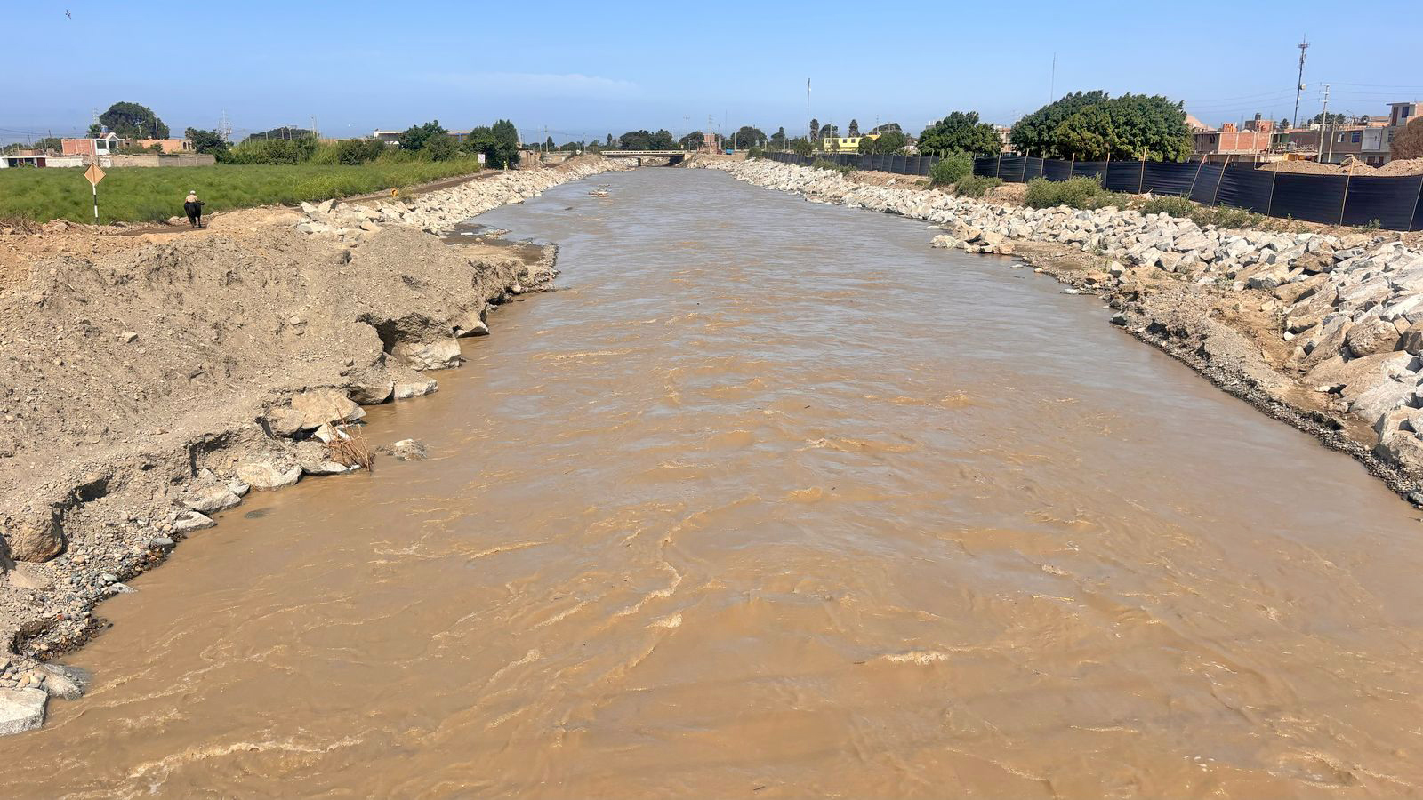 Defensa Civil continúa monitoreando el estado situacional del río Huarmey