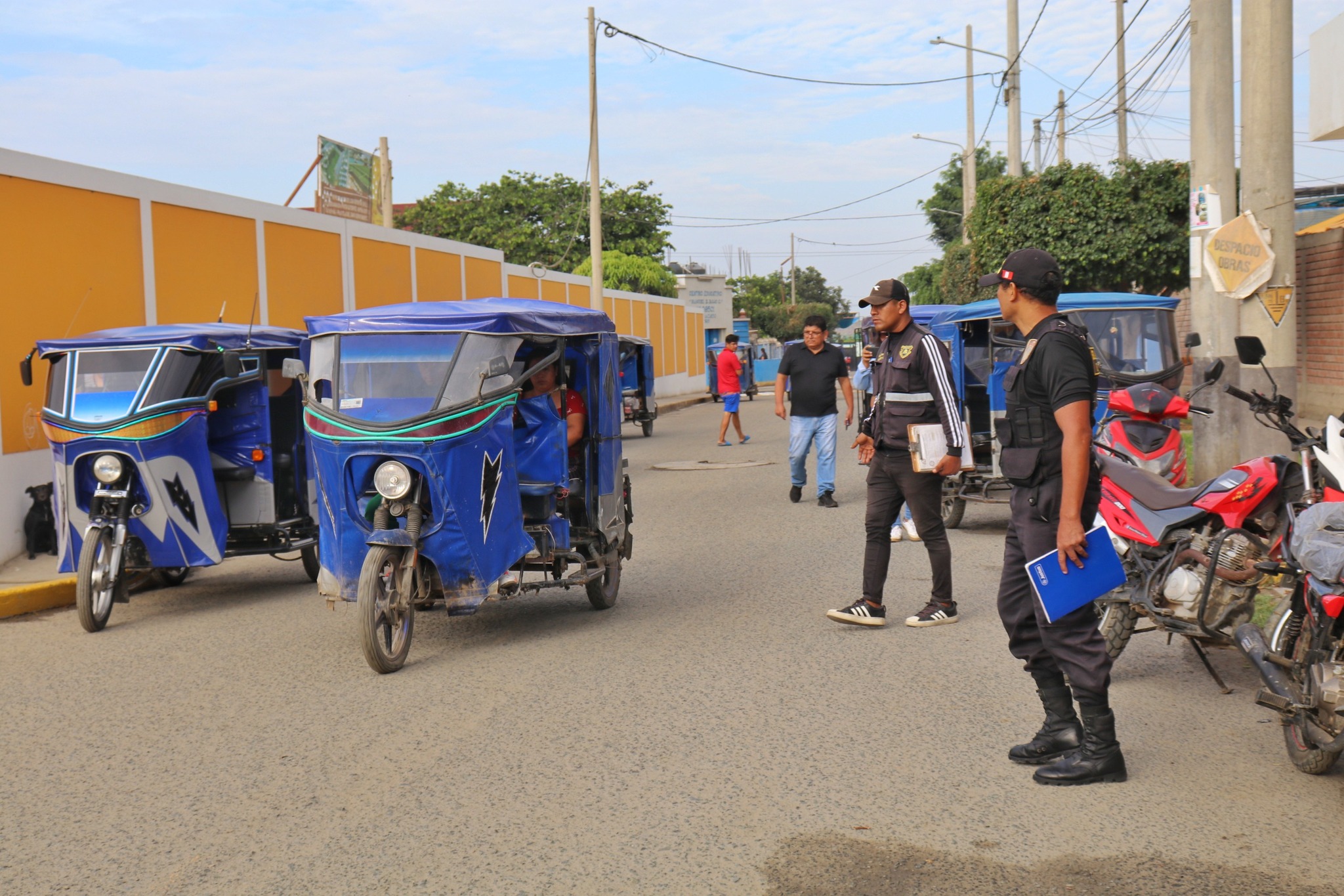 Intervención de mototaxis en el C.P. San Jacinto