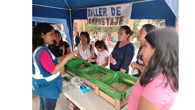 El evento, que busca concientizar sobre la importancia del ahorro de energía y el cuidado del medio ambiente, incluyó actividades interactivas como:
✅ Taller de compostaje: Aprende a transformar residuos en abono orgánico.
✅ Dibujos con hojas: Arte y naturaleza en una experiencia creativa.
✅ Campaña "Recicla Ya": Canjea reciclaje por plantas ornamentales y abono.
✅ Biblioteca ambiental: Explora información clave sobre sostenibilidad y conservación.🌏💧
La Hora del Planeta, celebrada cada 22 de marzo a nivel mundial, nos recuerda que cada acción cuenta en la lucha contra el cambio climático. 
👉Seamos embajadores del clima todo el año!🧏‍💪🧏‍♂️