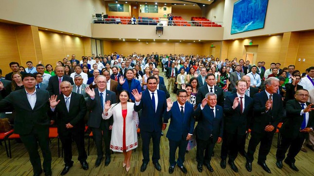 Gobernador participa en Roadshow de megaobra del Hospital de Alta Complejidad de Piura ante empresas nacionales y extranjeras