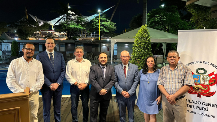 “Alegorías marinas”: exposición pictórica resalta la cultura peruana en Guayaquil