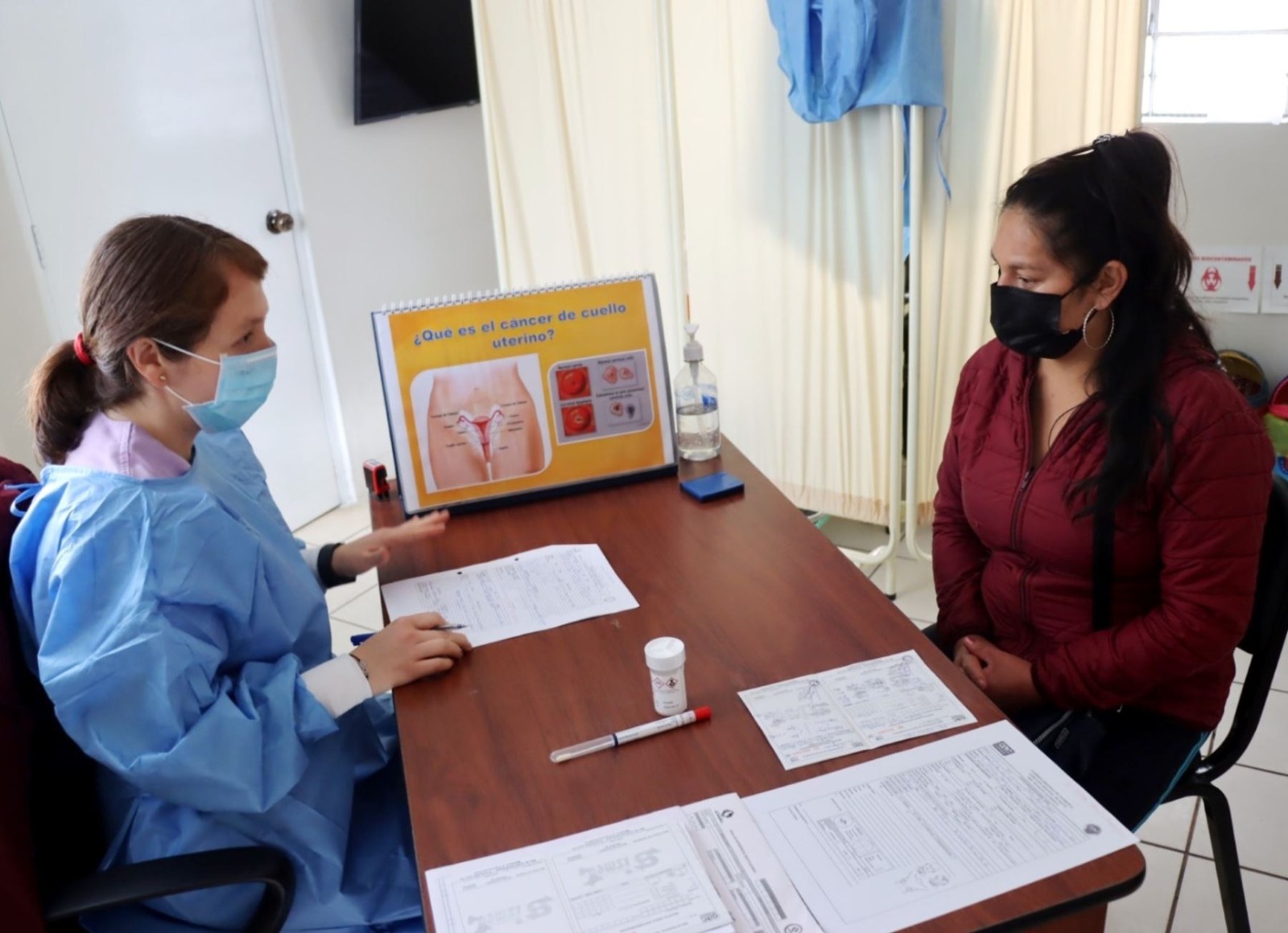 Minsa: más de 350 aseguradas del SIS luchan a diario contra el cáncer del cuello uterino