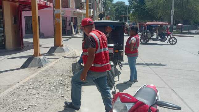 Sullana: mototaxistas sin permiso de circulación son sancionados 