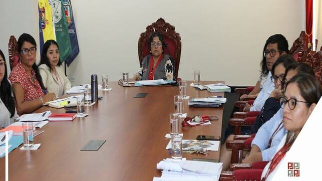Presidenta Hilda Piedra lidera reunión clave de coordinación en la Corte Superior de Lima Sur 