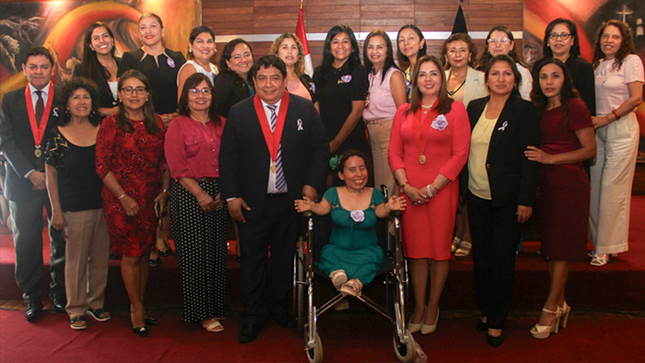 Comisión Distrital de Justicia de Género resalta labor de la mujer con ceremonia de reconocimiento