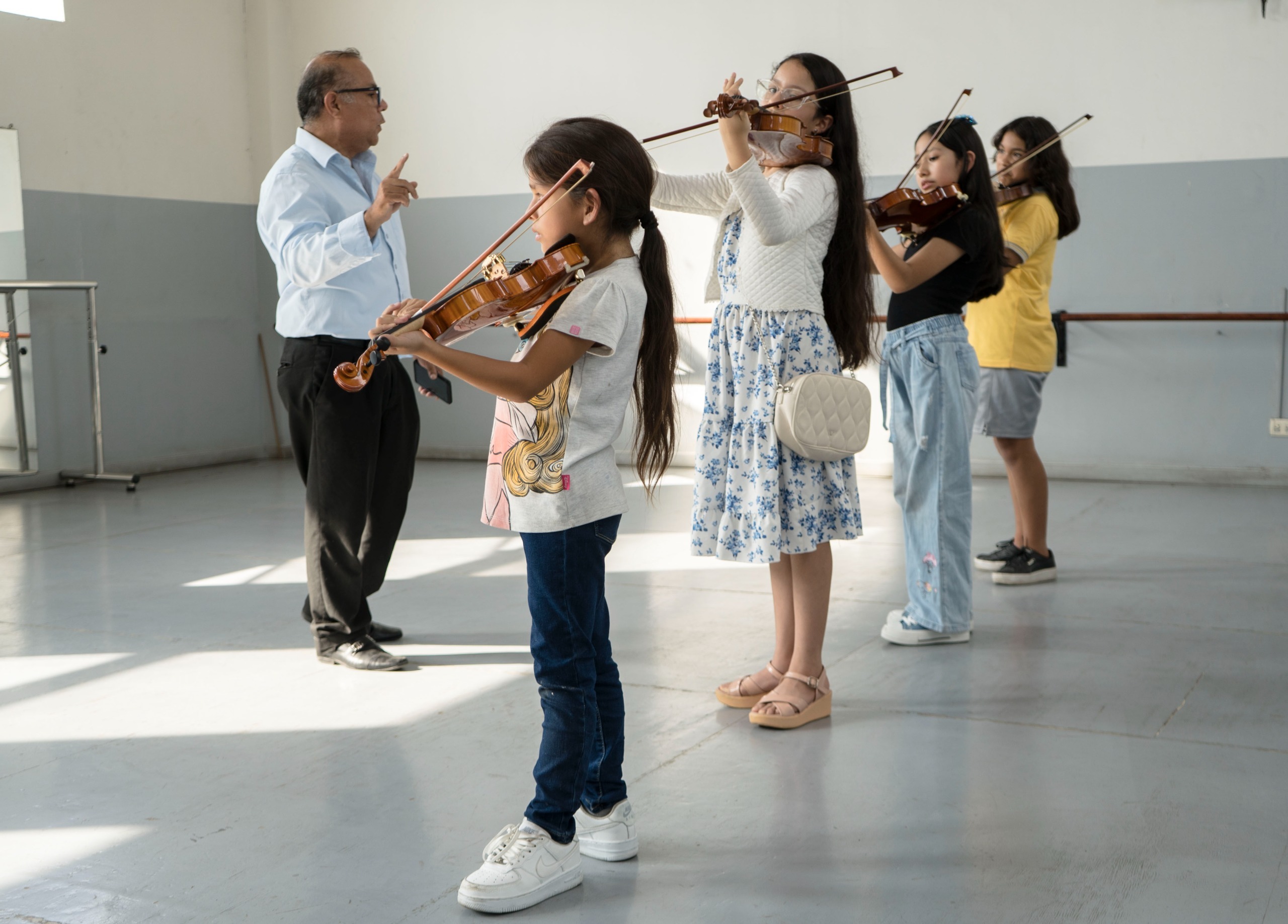 Taller de violín para niños y adolescentes
