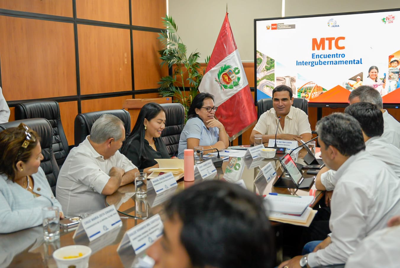 Gobernador y ministro de Transportes destacan avances de proyectos del MTC en Piura que dinamizarán el desarrollo de la región