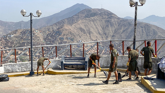 Trabajos de Mantenimiento en Vía de Ascenso al Cerro San Cristobal