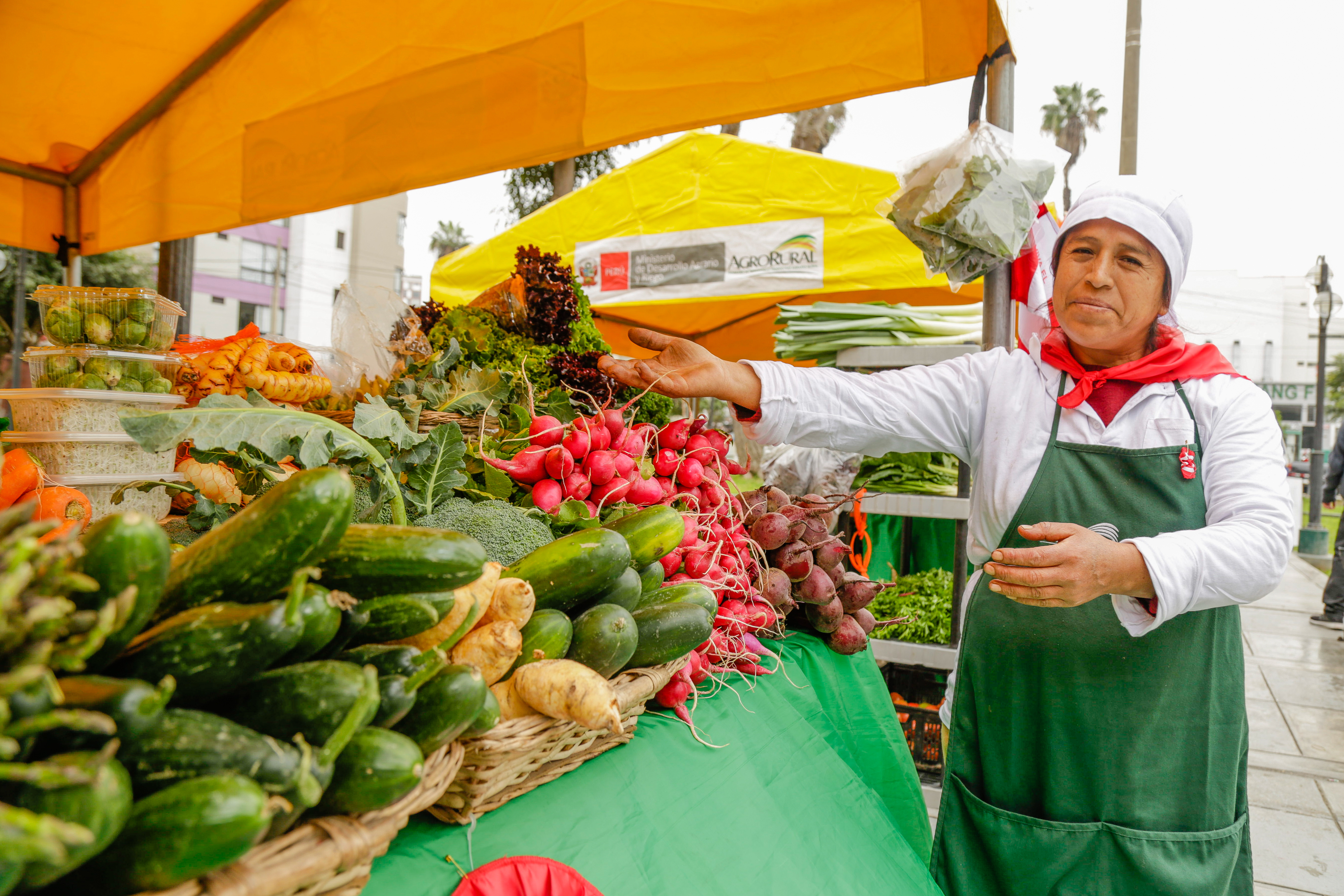 Hoy en los mercados mayoristas hay ofertas en yuca, papa, arveja, naranja, sandía, uva y otros