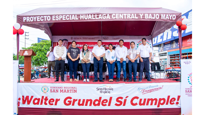 Alcaldesa participa en ceremonia de primera piedra de Ricardo Palma.