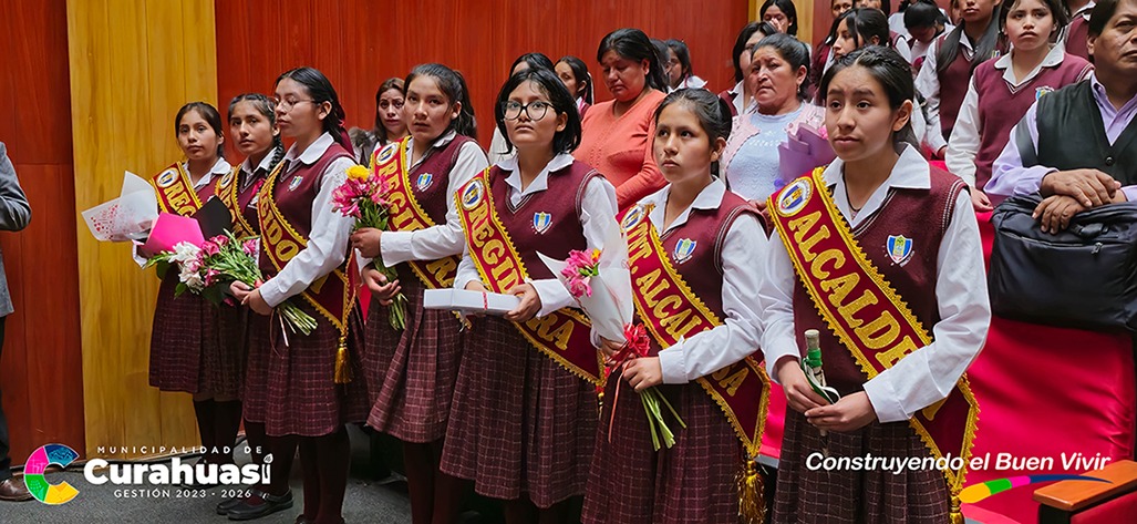 Juramentaci贸n del Municipio Escolar 2025 de la I.E Inmaculada