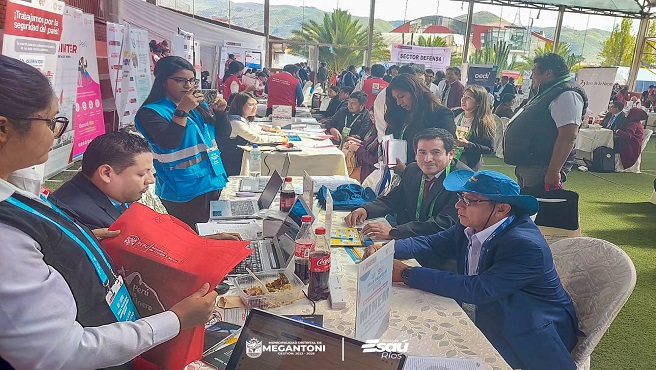Megantoni presente en la mesa municipal descentralizada organizada por la PCM en la ciudad de Cusco