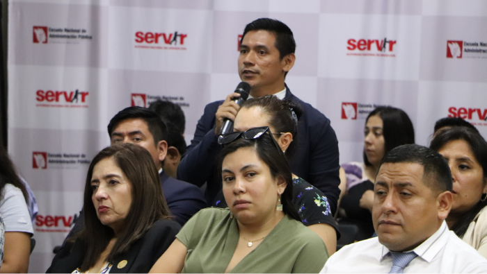 Foto de participante en el Primer Encuentro de jefes de Recursos Humanos