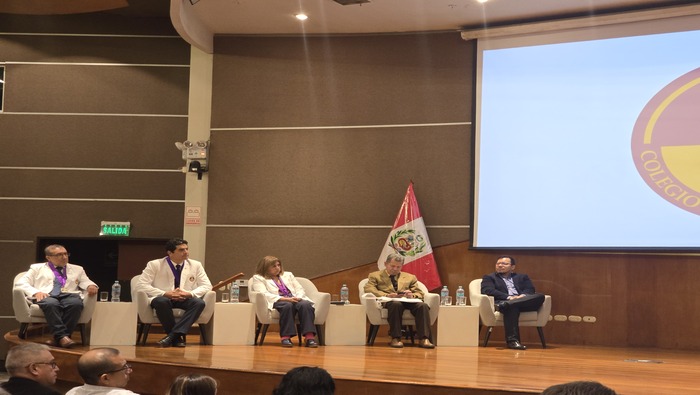 A la vanguardia de la investigación: Médico loaycino presentó libro "Atlas de Linfomas Cutáneos" 