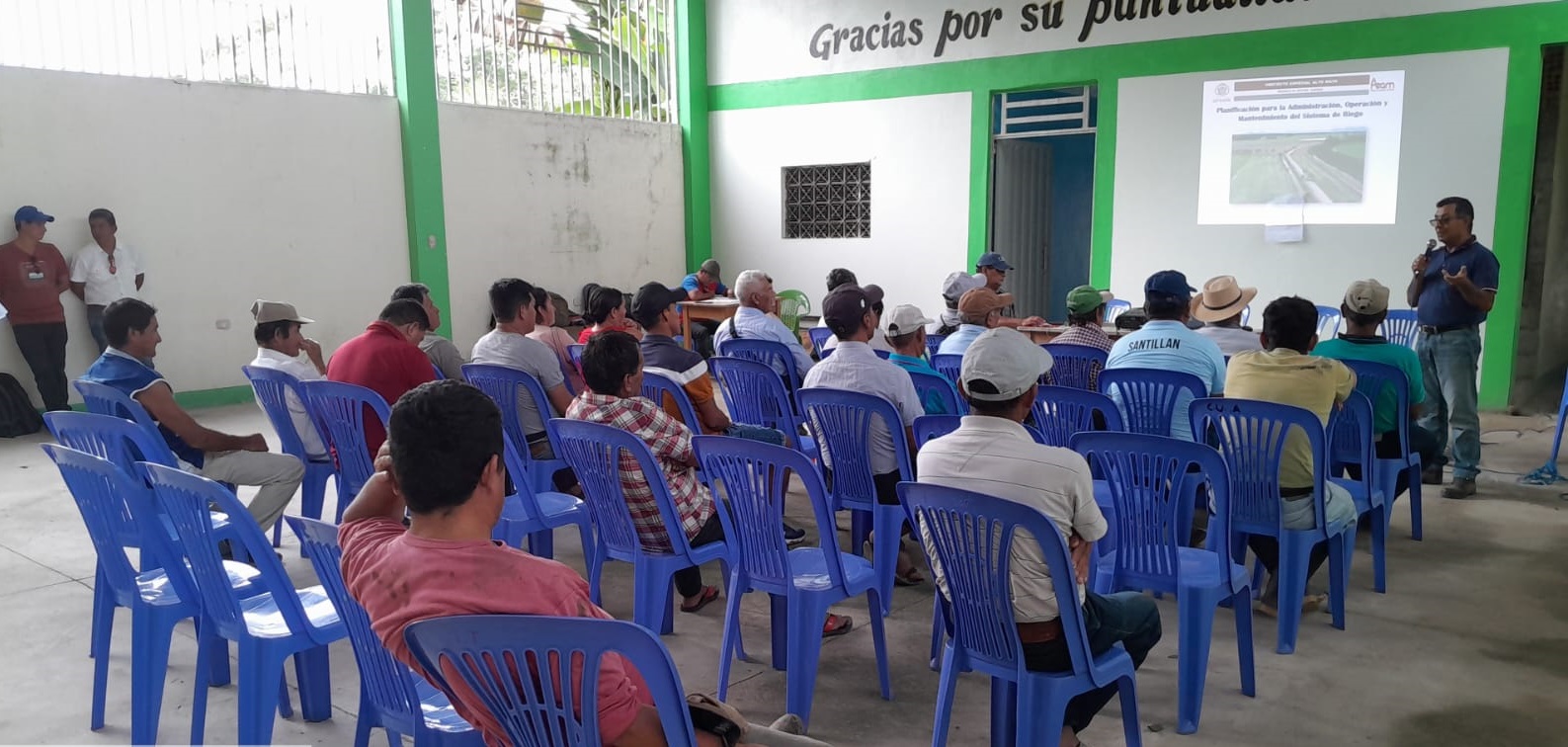 Capacitación a productores de Atumplaya sobre el sistema de riego Tioyacu