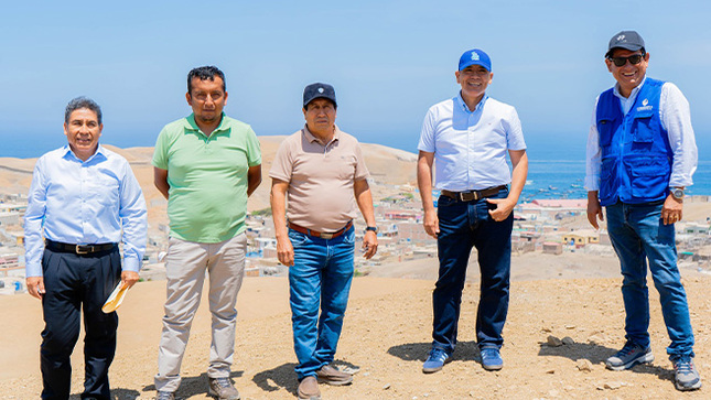Alcalde de Huarmey y Sedachimbote realizan visita al distrito de culebras para evaluación de próximo proyecto de abastecimiento de agua potable y alcantarillado.