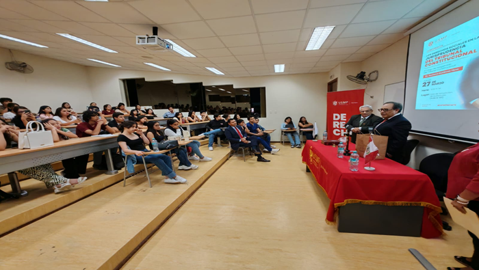 Magistrado del TC Gustavo Gutiérrez señaló que los derechos sociales se han convertido en el gran tema del siglo en América Latina