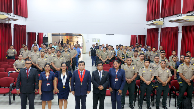 Efectivos Policiales y Agentes de Serenazgo de Tumbes fueron capacitados sobre la Nueva Versión del Sistema del Aplicativo Botón de Pánico