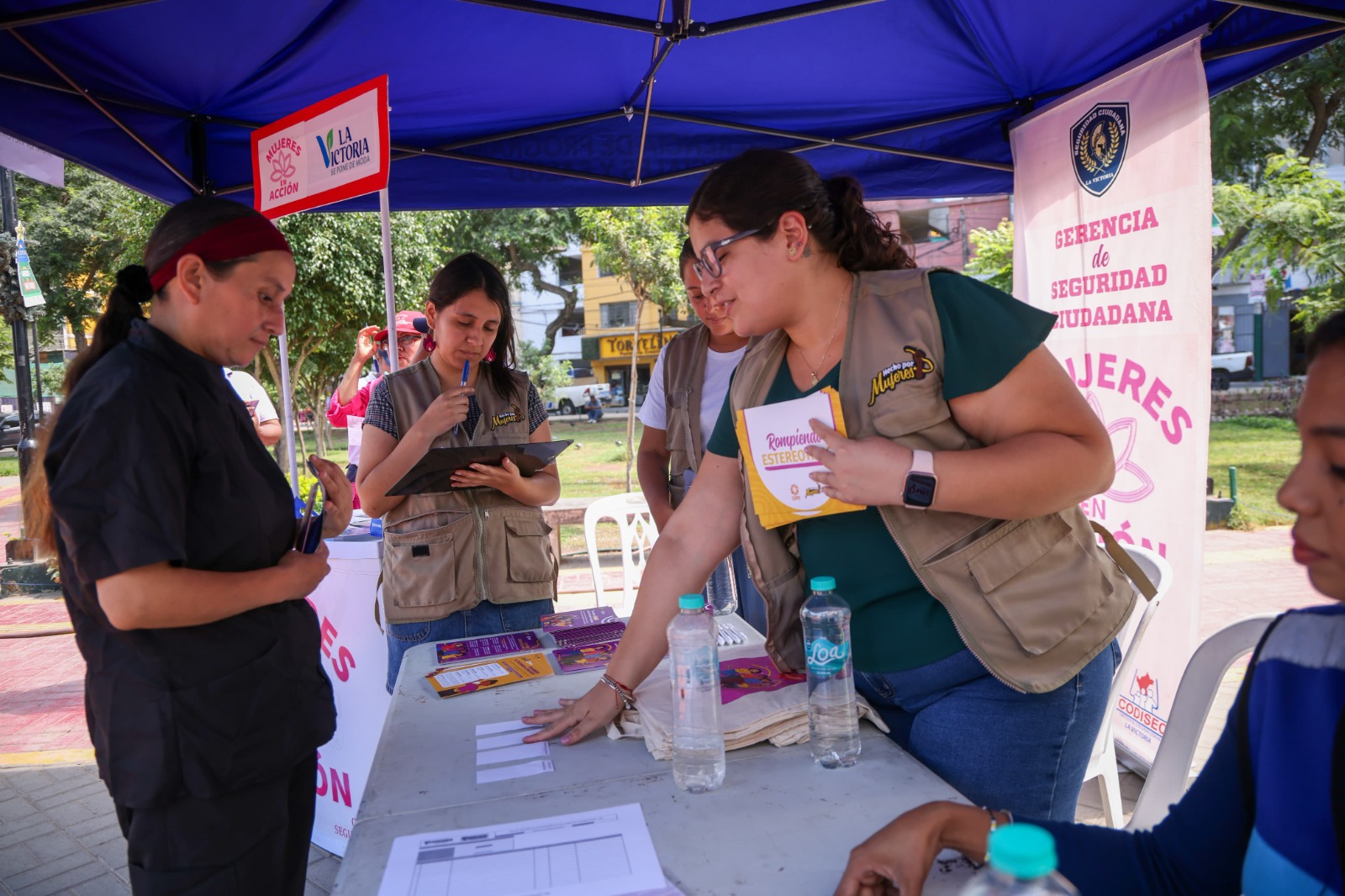 Programa Mujeres en Acción
