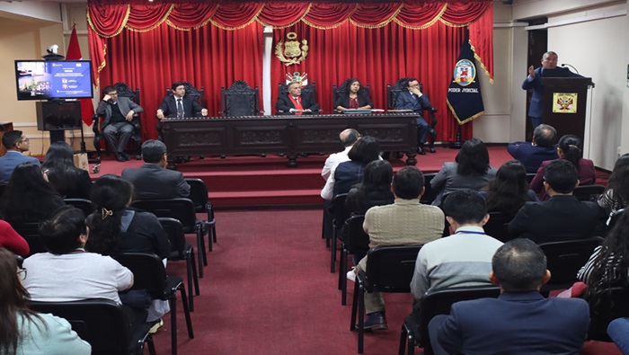 Agenda Constitucional sobre procesos constitucionales contra resoluciones judiciales realizó el CEC del TC en Cajamarca