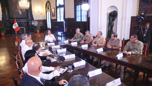 Presidenta Boluarte lidera nueva sesión del cuarto de guerra contra la delincuencia.