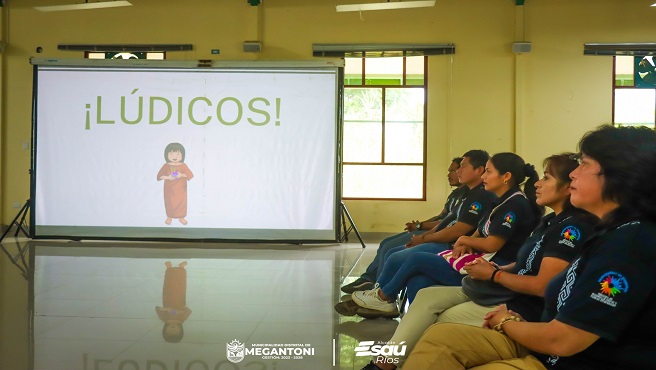 Gerencia de Desarrollo Social y Pueblos originarios reuni贸 al equipo t茅cnico de su "Proyecto L煤dicos".