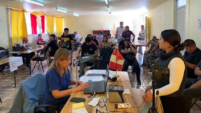 Peruanos residentes en varias regiones de Chile accedieron a servicios consulares