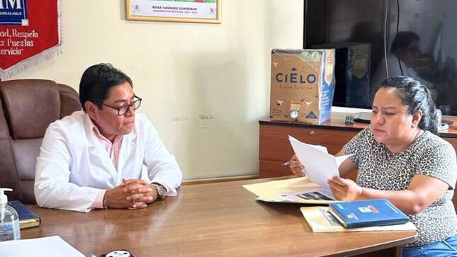 Director Ejecutivo de la RIS Chilca Mala lidera reunión de coordinación con su equipo de gestión.