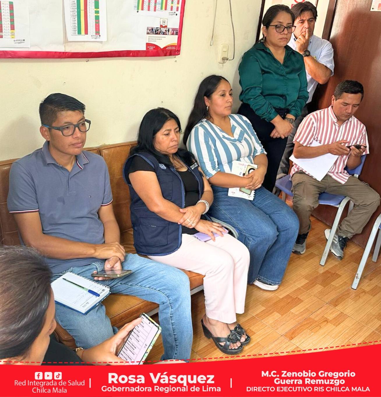 Director Ejecutivo de la RIS Chilca Mala lidera reunión de coordinación con su equipo de gestión.