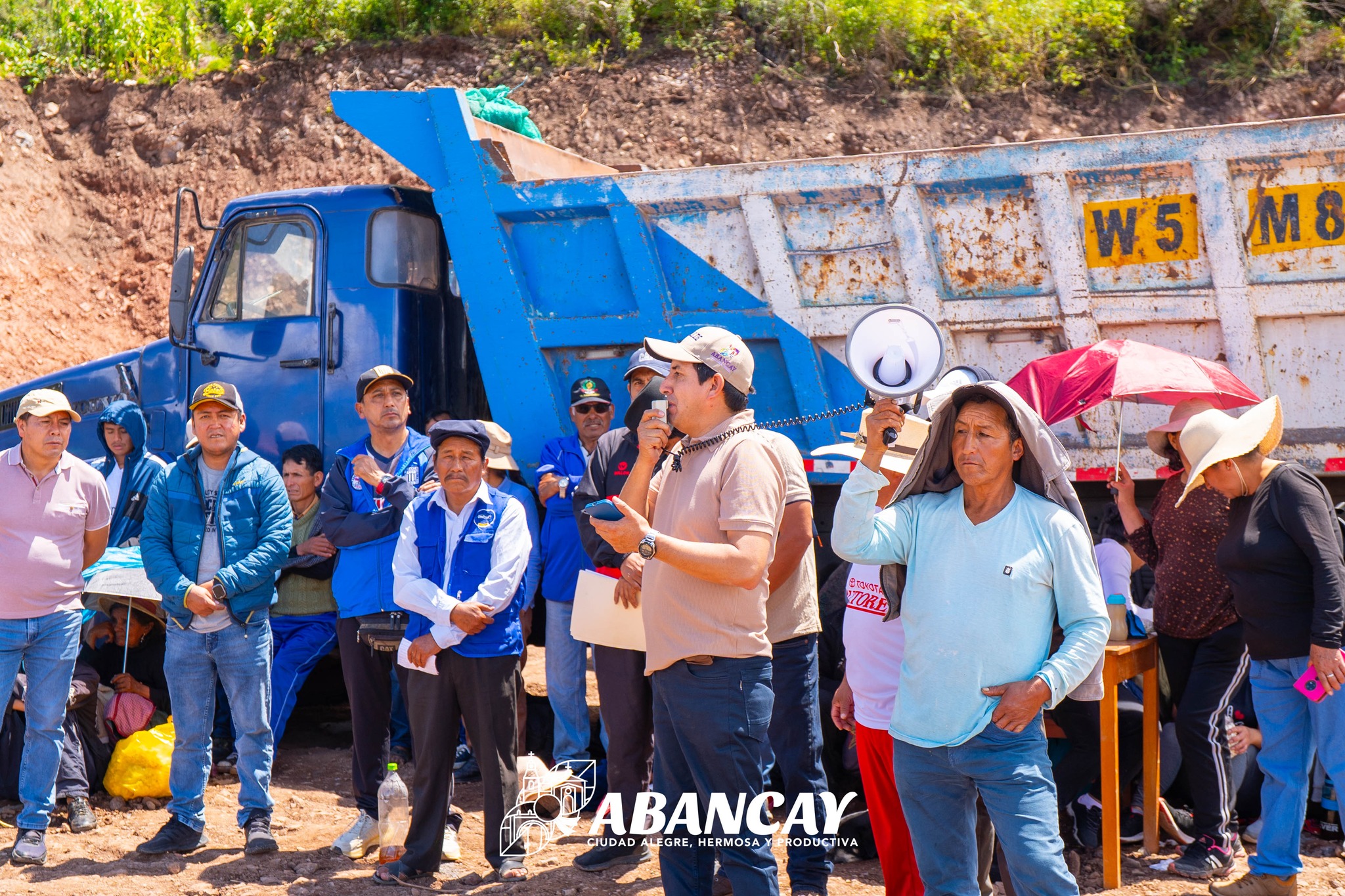 Alcalde Raúl Peña Ratifica Construcción De La Planta De Tratamiento De Residuos Sólidos En Saywapampa E Importante Proyecto De Riego “TASTA