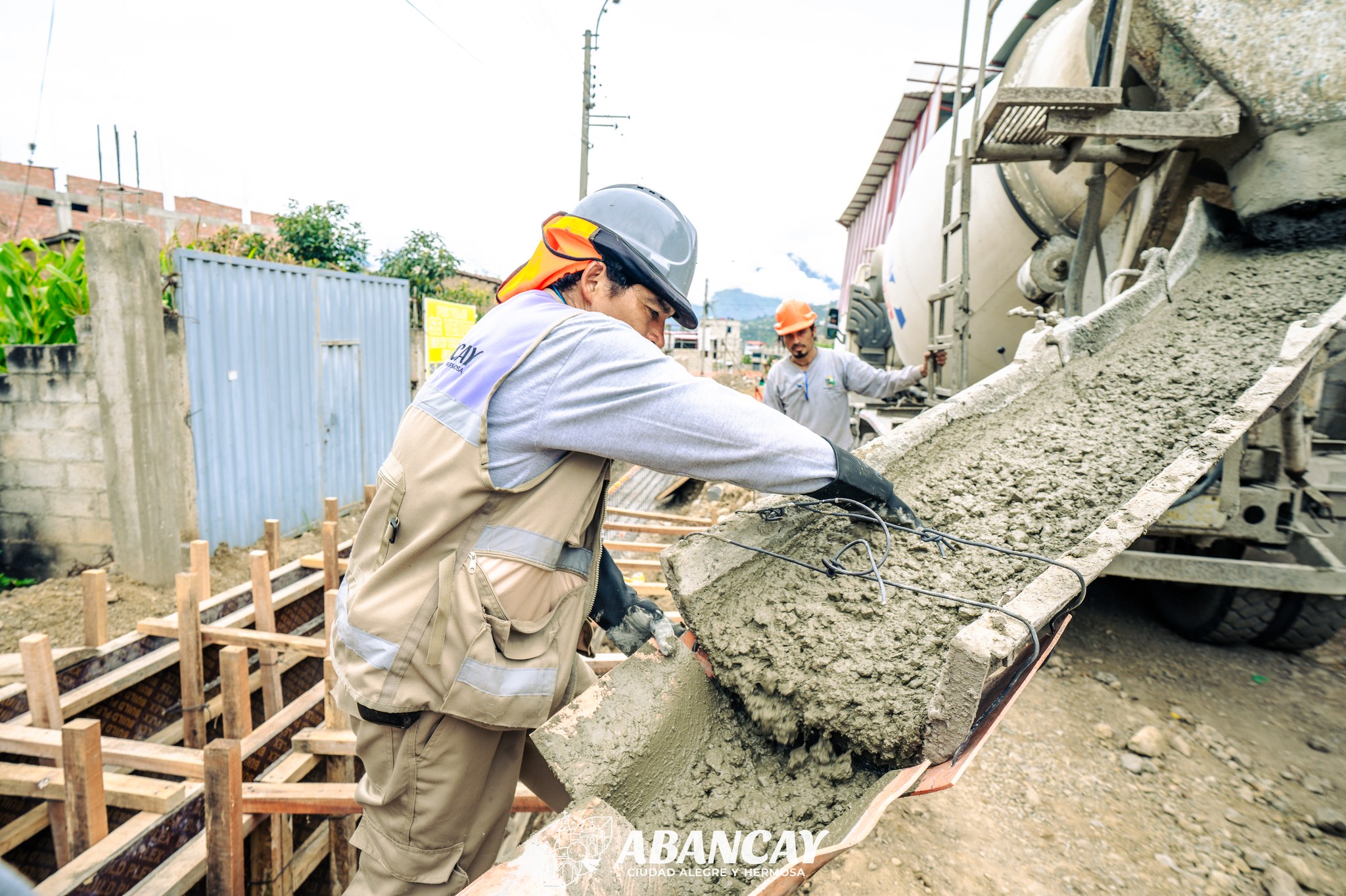 🤝🏼Municipalidad de Abancay reinicia con fuerza importantes proyectos de interconexión urbana.