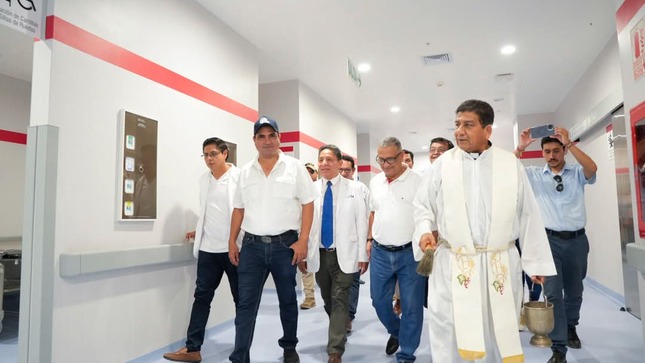 Gobernador pone en marcha moderno Hospital II-2 de Sullana en beneficio de más de 645 mil personas