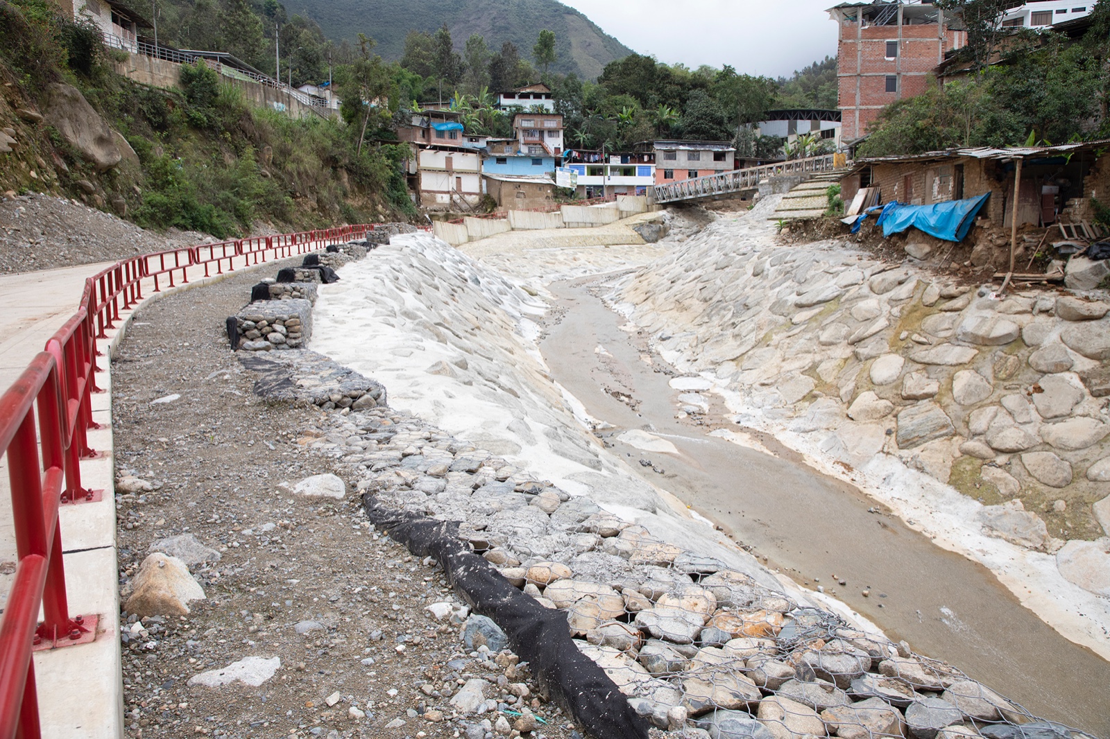 Siete mil habitantes de Canchaque se sienten seguros con defensas ribereñas de quebrada Limón gracias al gobernador Luis Neyra