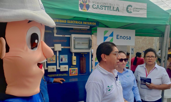 Alcalde de Castilla destaca el programa "Caravana de la energía" de Enosa