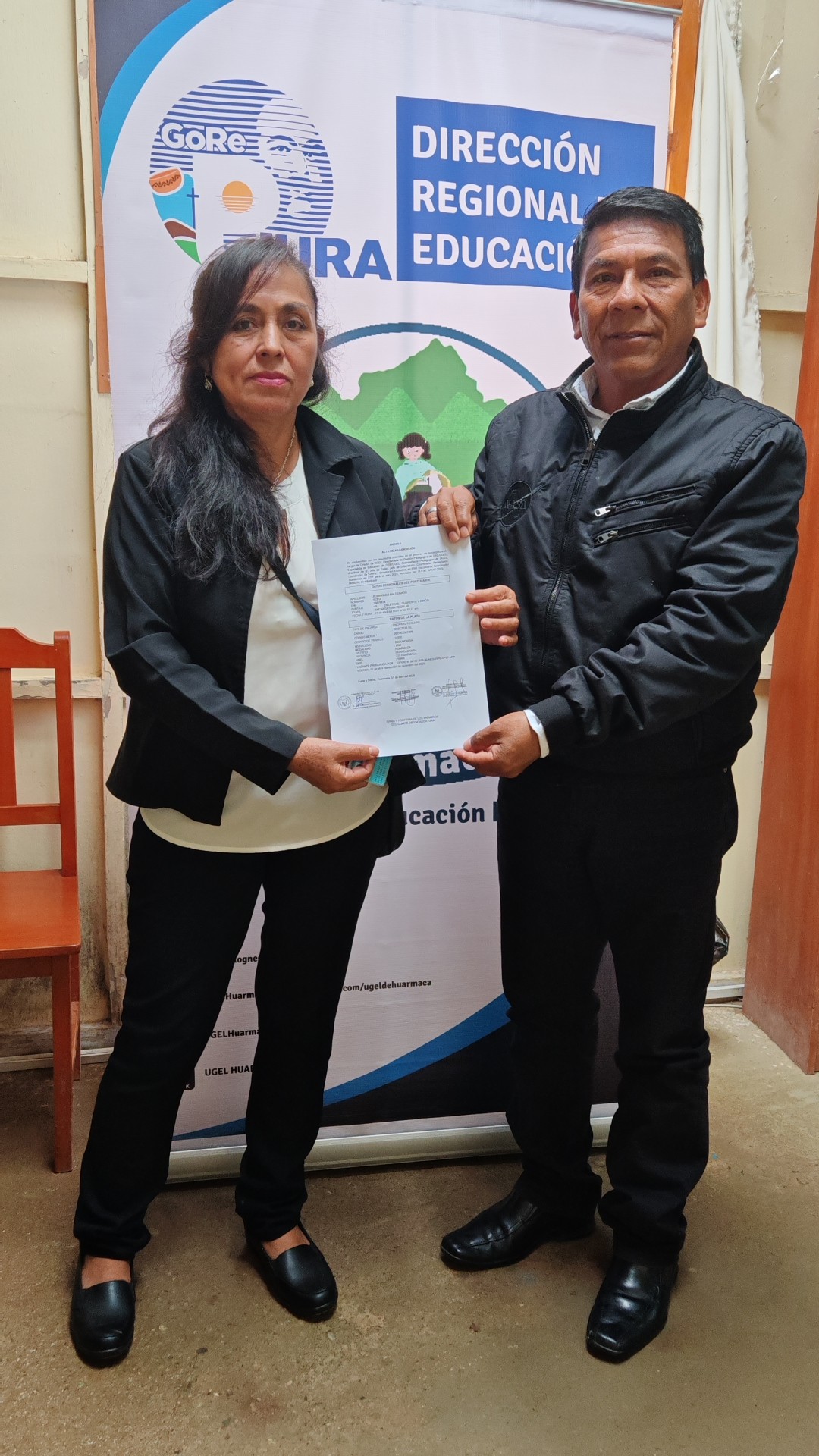 La Dirección Regional De Educación Piura Gestiona La Creación De 13 Plazas Directivas En La UGEL HUARMACA Para Fortalecer El Servicio Educativo
Con el objetivo de mejorar el servicio educativo en el distrito de Huarmaca para el año 2025, la Dirección Regional de Educación Piura, en coordinación con el Ministerio de Educación, ha gestionado la creación de 13 plazas para el cargo de director de institución educativa.
Las instituciones educativas que se beneficiarán con la asignación de nuevos cargos directivos son: Señor Cautivo de Tunas , Carlos Augurto Salaverry de Maraypampa , Virgen de la Asunción de Trigal , Daniel Alcides Carrión de Laguna de Succhirca , Coronel Leoncio Prado de Yatama , Juan Pablo II de Yatama , 15489 de Minas de Trigal , Señor de la Exaltación de Collonayuc , 14555 de Montegrande Alto , Andrés Avelino Cáceres de Rocoto , José Gabriel Condorcanqui de Sahuatirca , Ricardo Palma de Succhurán y la IE 14598 de Parguyuc .
La Dirección Regional de Educación Piura reafirma su compromiso con la mejora continua del sistema educativo en la región, asegurando que las gestiones y estrategias implementadas impacten positivamente en el fortalecimiento de la educación y en el bienestar de los estudiantes en toda la jurisdicción de la UGEL Huarmaca.
