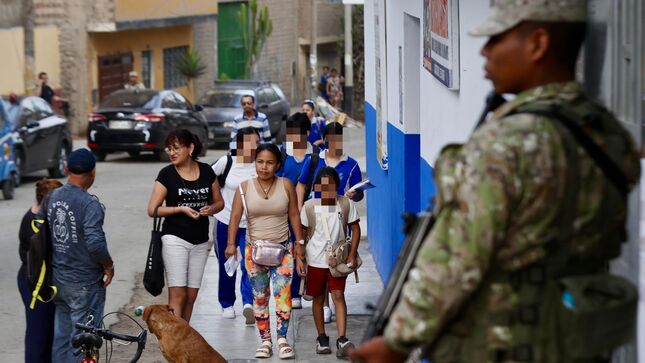 Personal de las Fuerzas Armadas custodiaron el orden público en el marco del Estado de Emergencia en Lima y Callao.