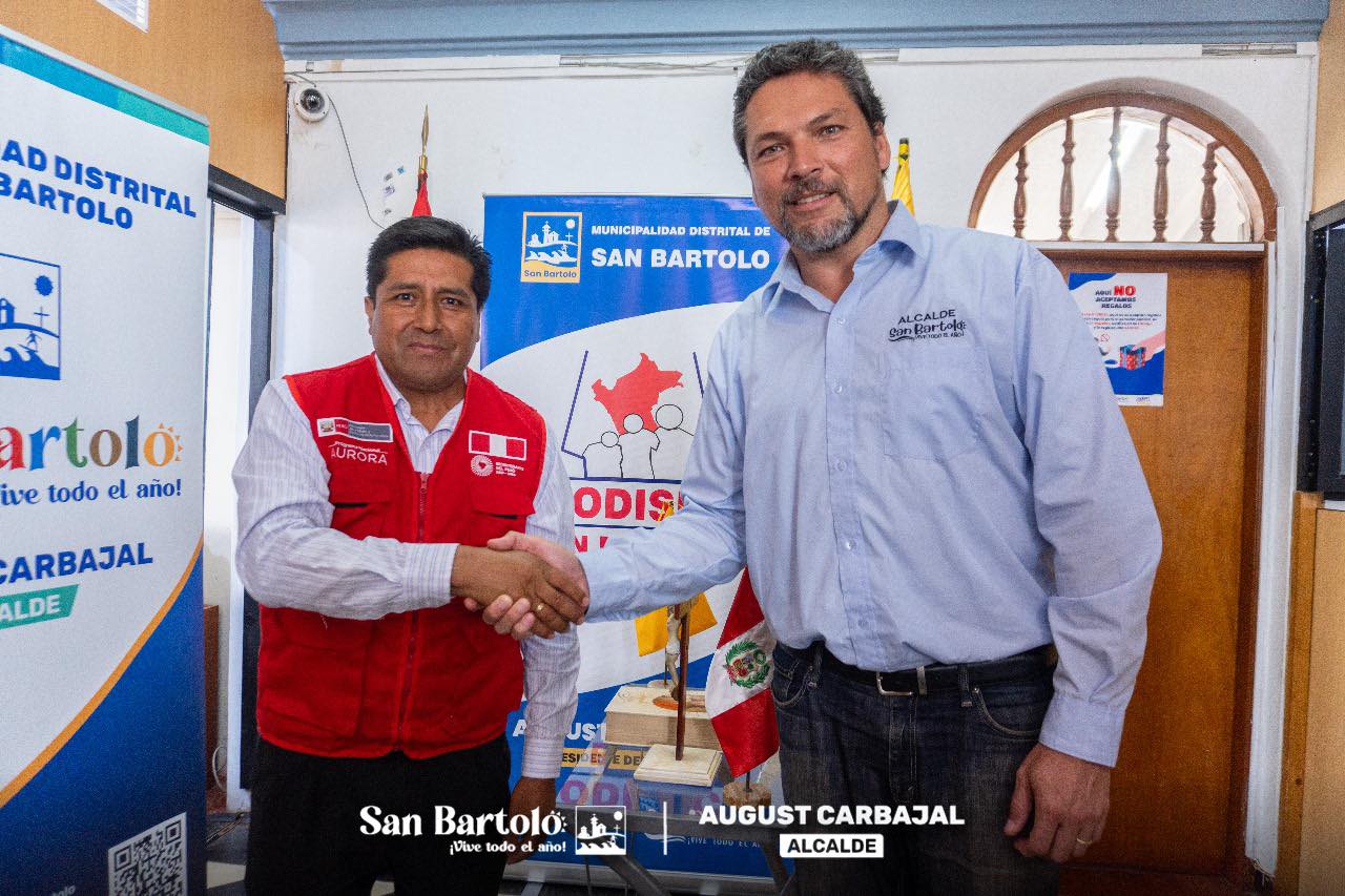 Nuevos miembros se suman al CODISEC para fortalecer la seguridad y el orden en el distrito.