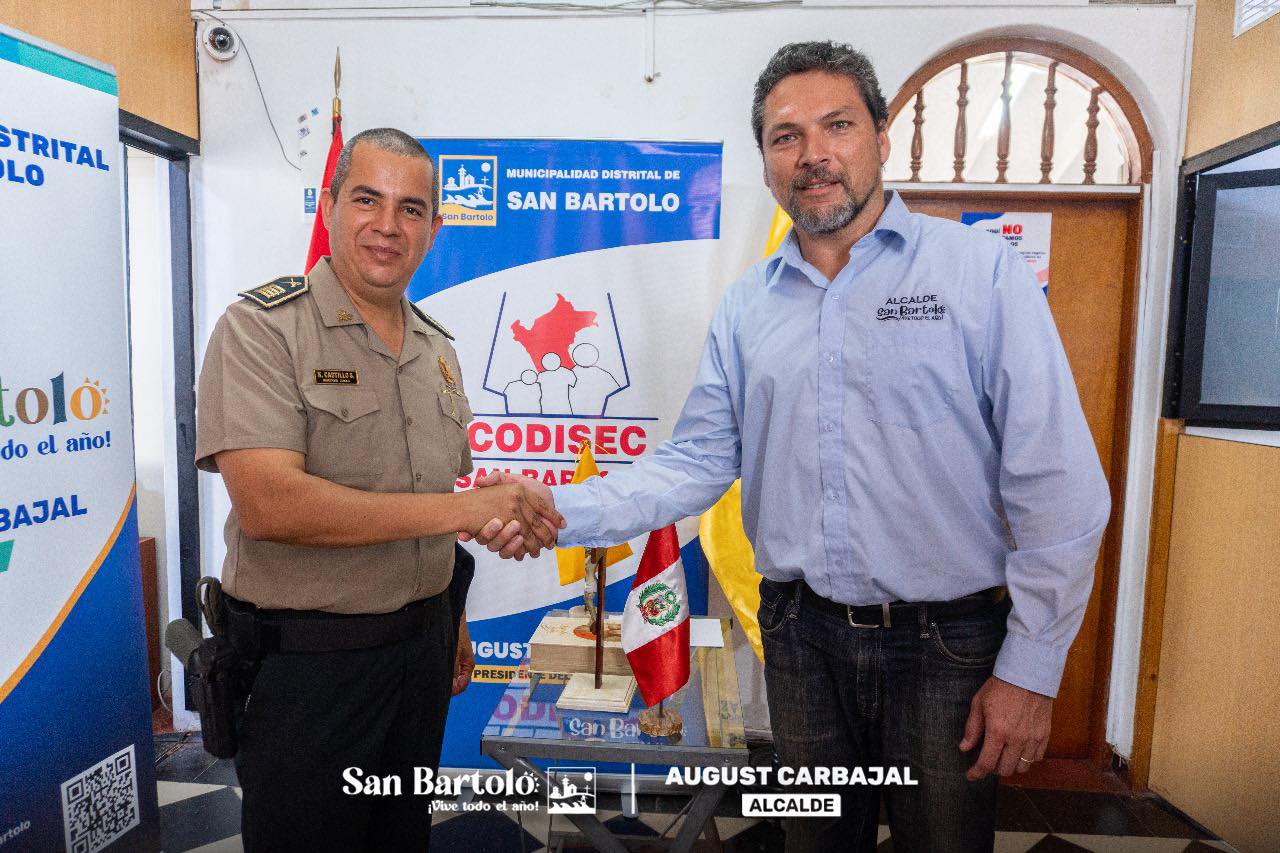 Nuevos miembros se suman al CODISEC para fortalecer la seguridad y el orden en el distrito.