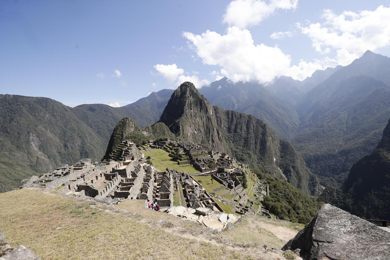 La protección y conservación de este importante Patrimonio Mundial Mixto Cultural y Natural es responsabilidad de todos.