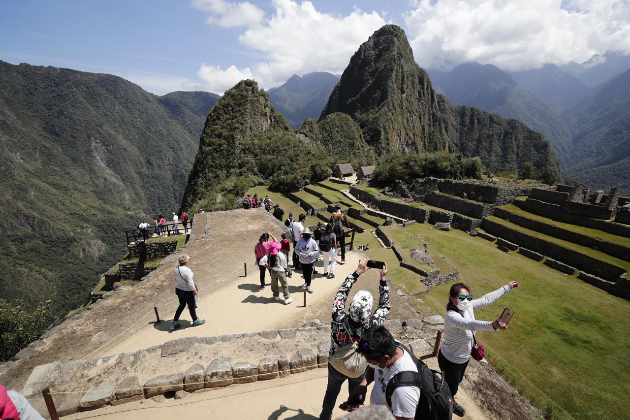 La protección y conservación de este importante Patrimonio Mundial Mixto Cultural y Natural es responsabilidad de todos.