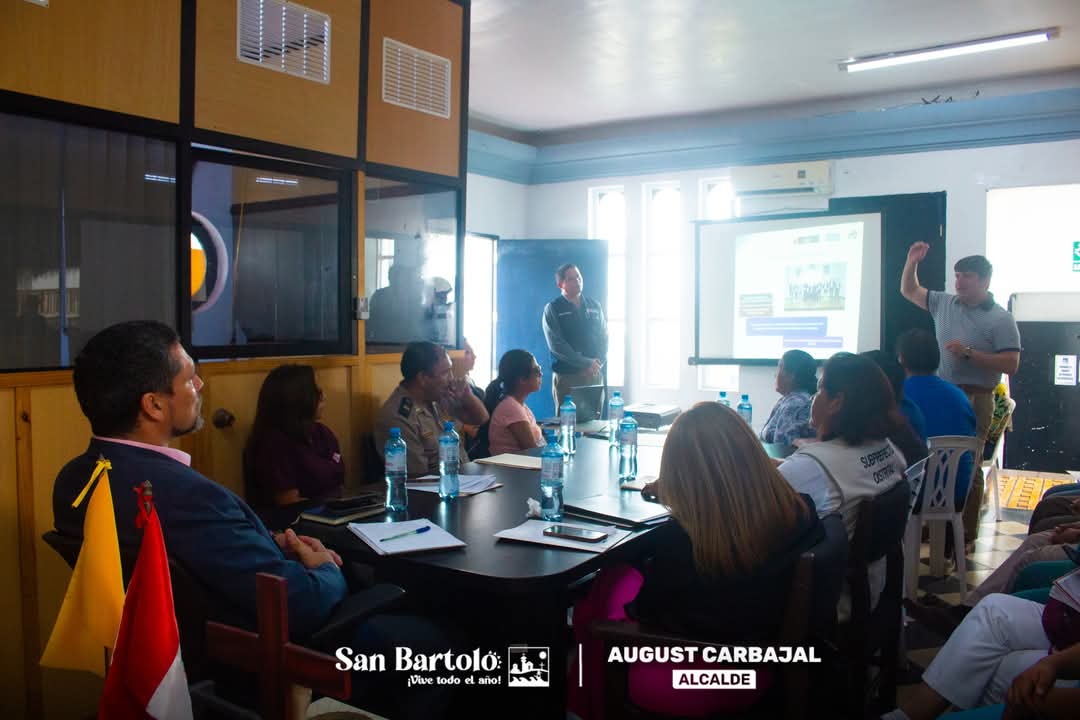 El nuevo comité impulsará la mejora de los servicios de salud en el distrito, promoviendo el bienestar y la calidad de vida de los vecinos.